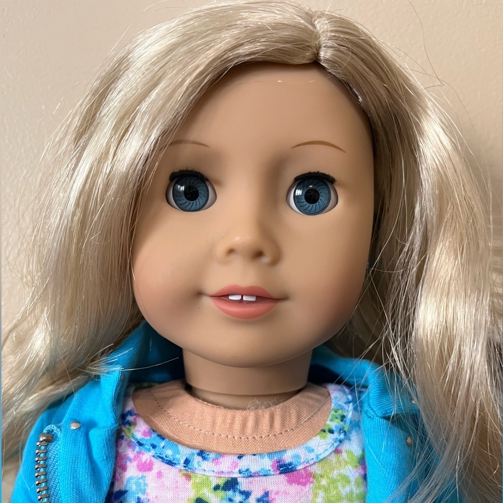 American Girl doll Truly Me 22